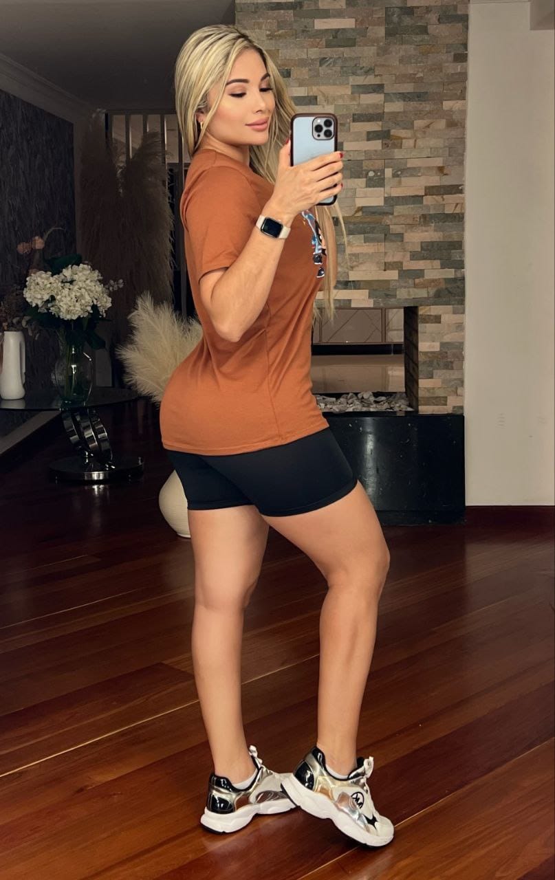 Conjunto 2 Piezas - Shorts en Licra y Blusa Algodón Licrado Ref: 480