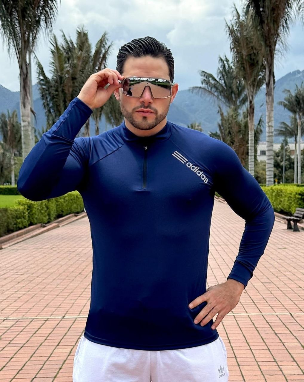 Buso con Cremallera en Licra Deportiva Ref: 9080