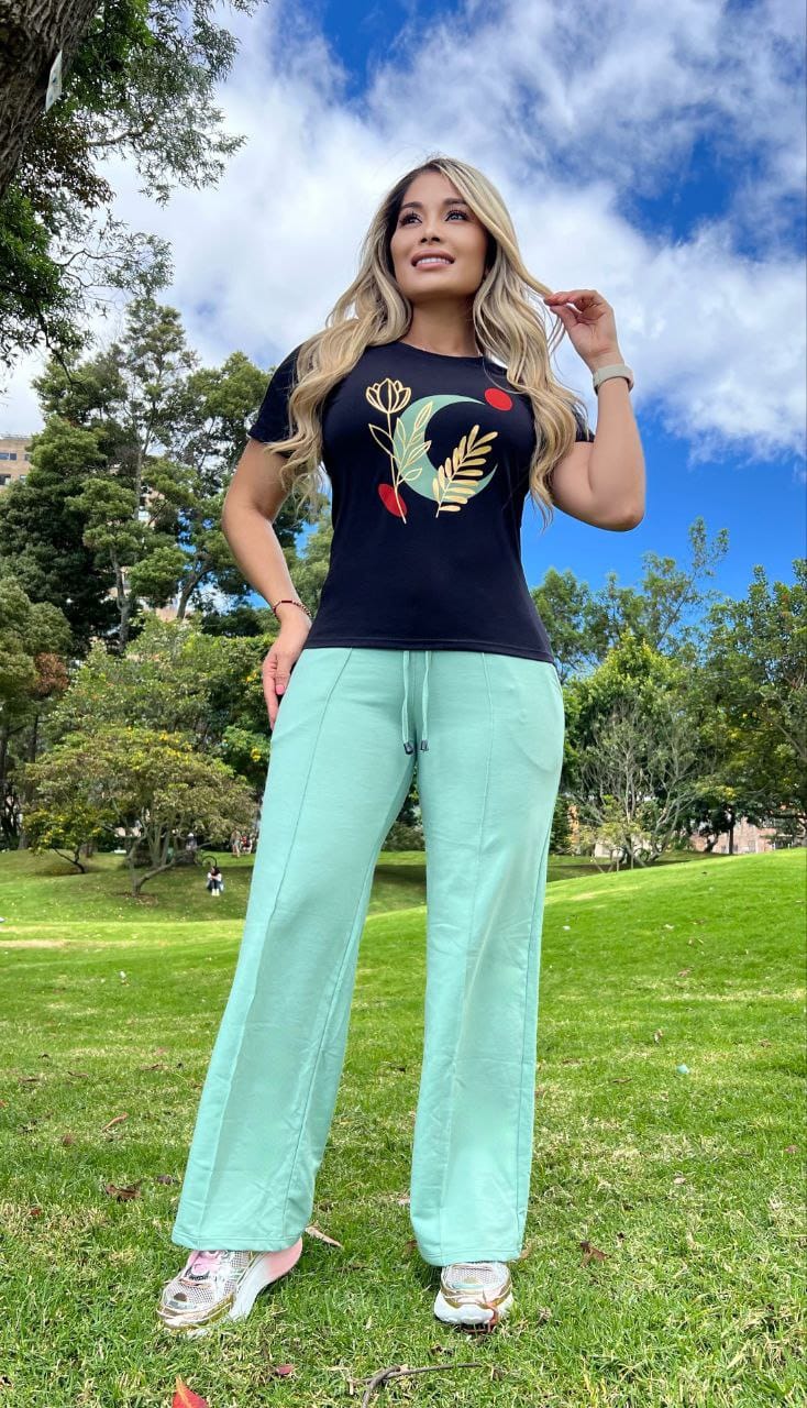 Conjunto 2 Piezas - Pantalón en Burda y Camiseta en Algodón Ref: 10-03