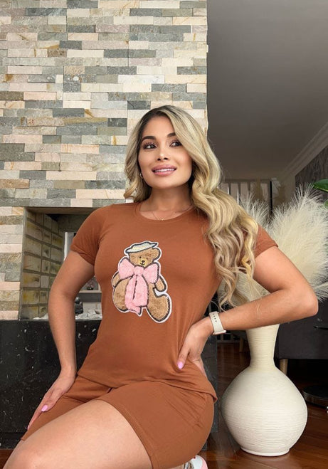 Conjunto 2 Piezas - Shorts en Burda y Camiseta en Algodón con Aplique Ref: 170