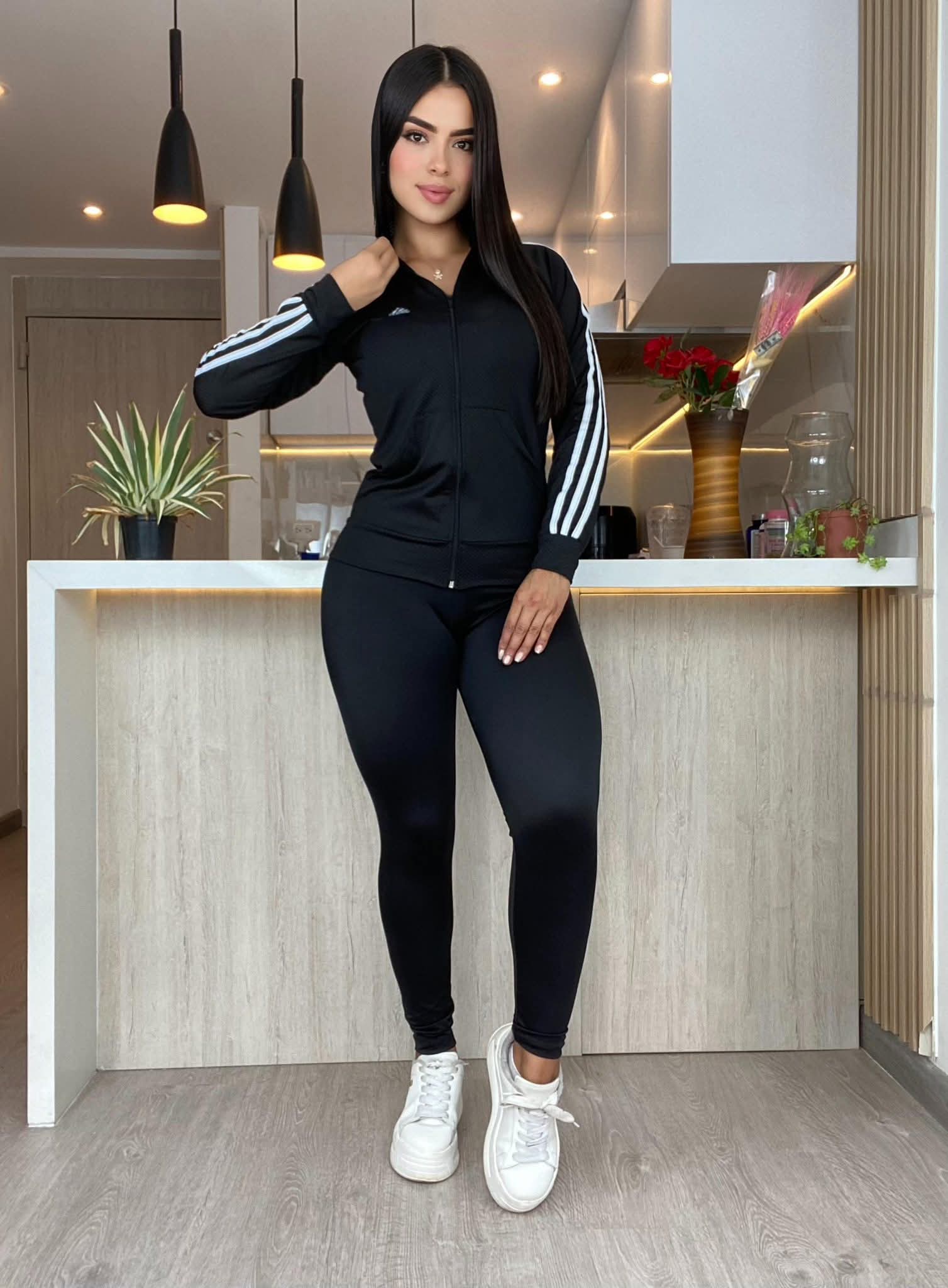 Conjunto 3 Piezas - Leggings, Top y Chaqueta Ref: 10025