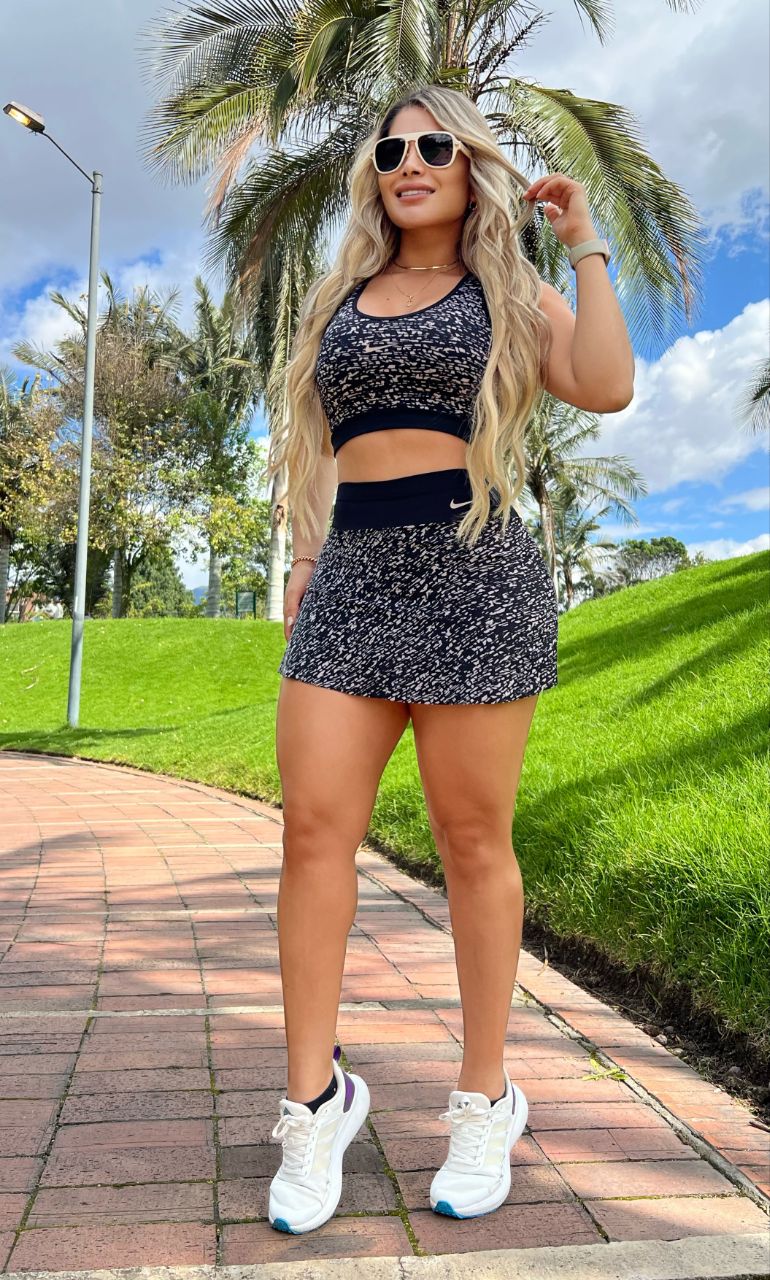 Conjunto 2 Piezas - Falda Shorts y Top Ref: 5425