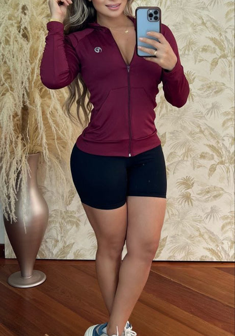 Conjunto 2 Piezas - Chaqueta en Licra Deportiva y Shorts en Licra Nylon Ref: 10300