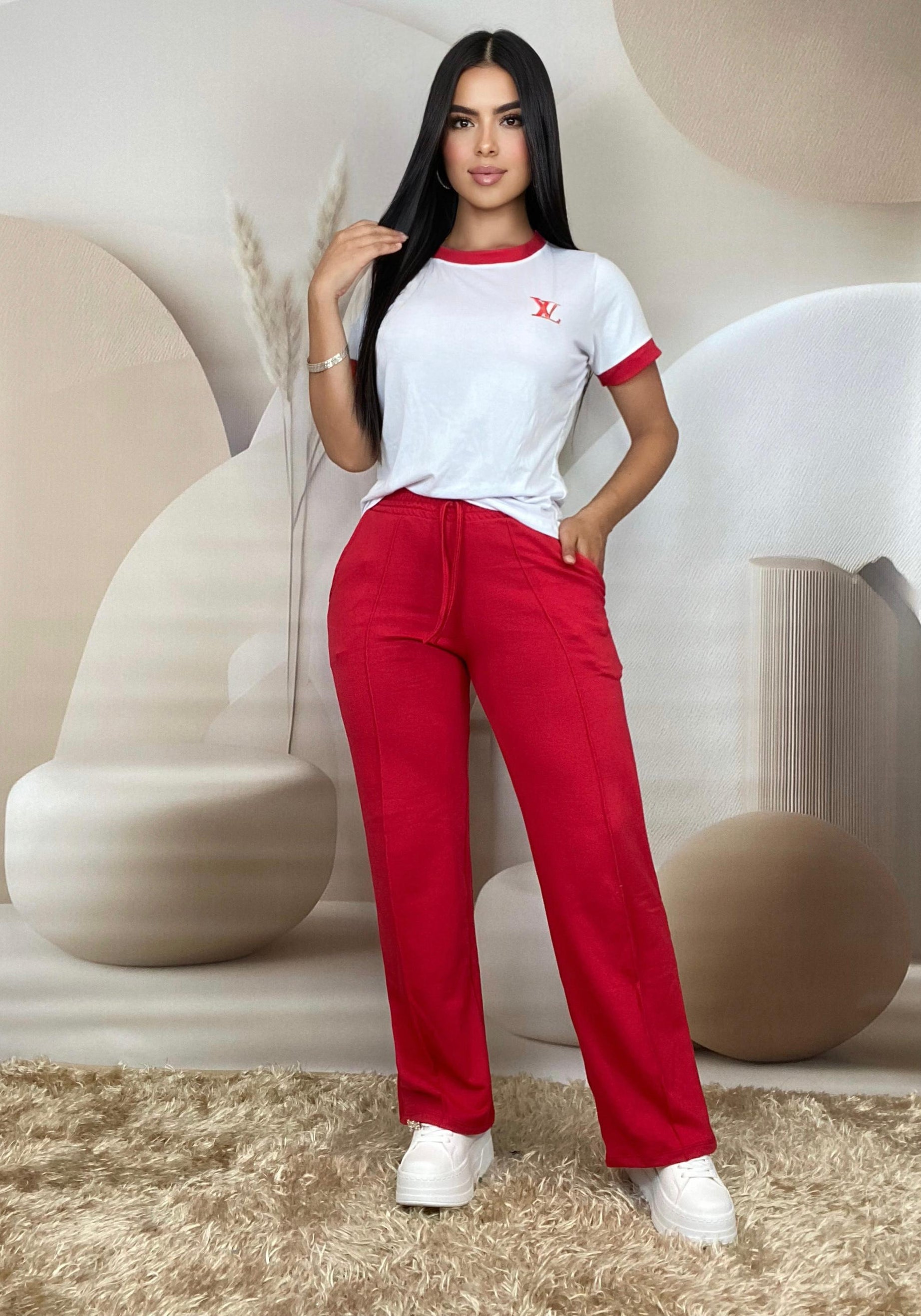 Conjunto 2 Piezas - Pantalón en Burda y Camiseta en Algodón con Logo Bordado Ref: 800